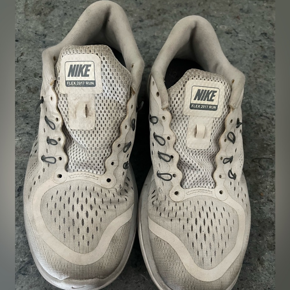 Nike womens running shoes